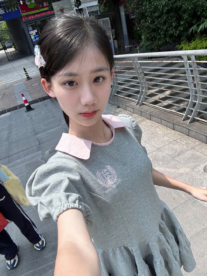 天国与地狱 封面