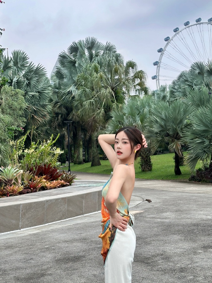 留校联盟 海报