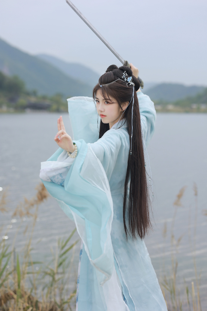 留校联盟 封面